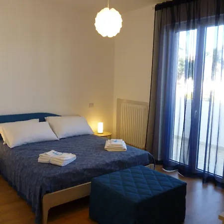 Il Cantico Bed and Breakfast 3*